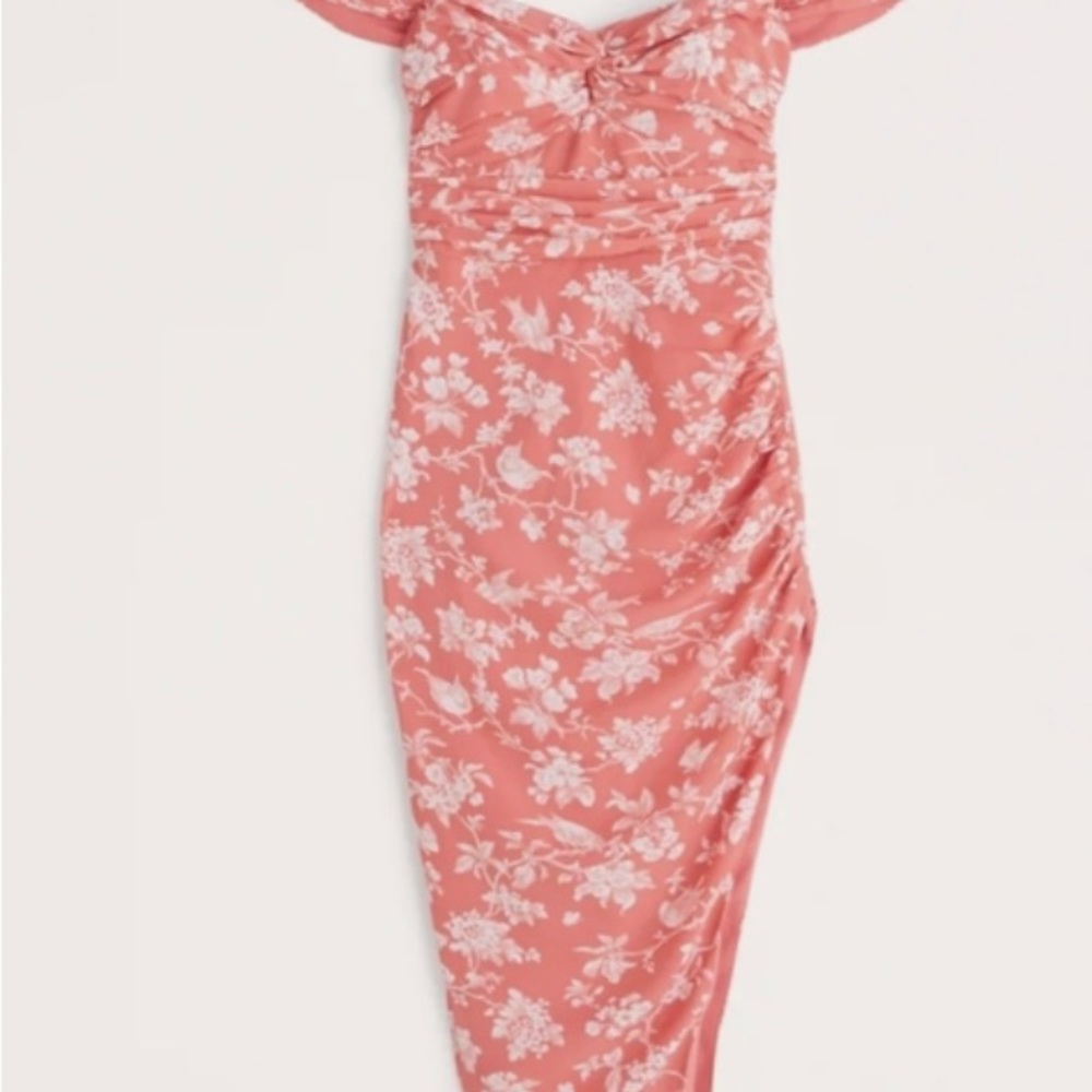 A&F XL petite new with tags. Coral dress beautiful for events or vacations. L